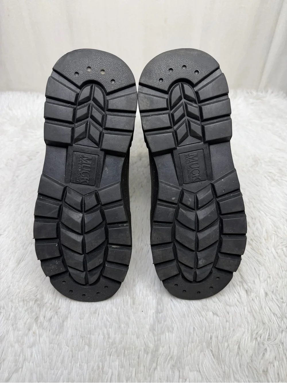 MUCK BOOTS / black classic Chore tall boots / men's 8 women's 9